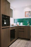 1.75 Paris La Trêve