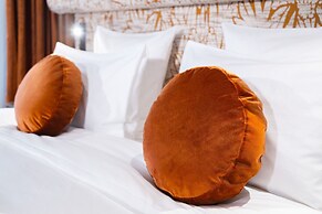 1.75 Paris La Trêve