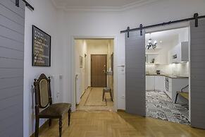 Acropolis Urban Oasis