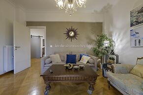 Acropolis Urban Oasis