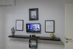 Acropolis Urban Oasis