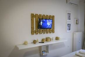 Acropolis Urban Oasis