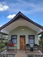 PENETY AMBOSELI RESORT