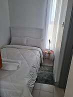 Lux Suites Racecourse Studio Apartments