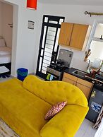 Lux Suites Racecourse Studio Apartments