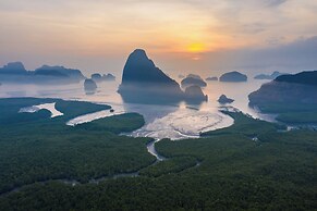 Beyond Skywalk Nangshi