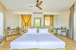 Beyond Skywalk Nangshi