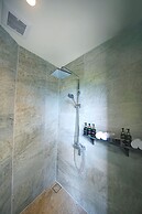 Beyond Skywalk Nangshi