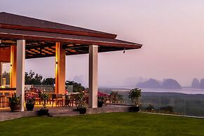 Beyond Skywalk Nangshi