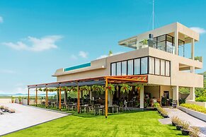 Beyond Skywalk Nangshi