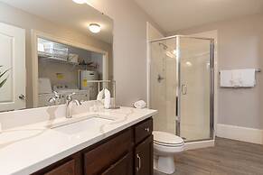 Phoenix West Ii 2809 3 Bedroom Condo