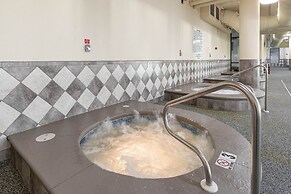 Phoenix West Ii 2809 3 Bedroom Condo