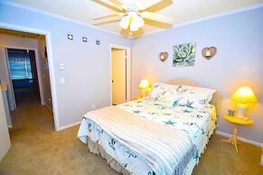 Nanticoke Square 207b 2 Bedroom Townhouse by RedAwning