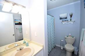 Nanticoke Square 207b 2 Bedroom Townhouse by RedAwning