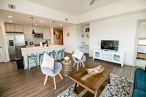 2br Fully Furnished Apartment Uptown - Boa Stadium 2 Bedroom Apts by R