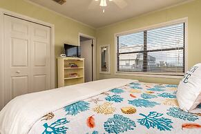 Boa Vista - 106 Ponchartrain 3 Bedroom Home by RedAwning