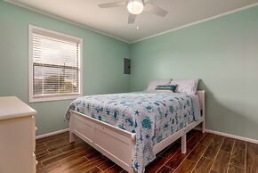 Boa Vista - 106 Ponchartrain 3 Bedroom Home by RedAwning