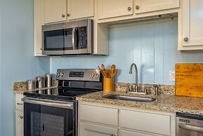 Boa Vista - 106 Ponchartrain 3 Bedroom Home by RedAwning