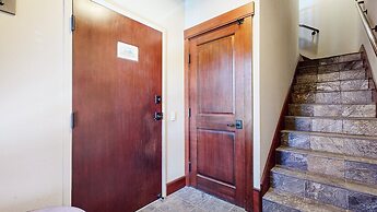 Juniper Crest #2 3 Bedroom Townhouse by RedAwning