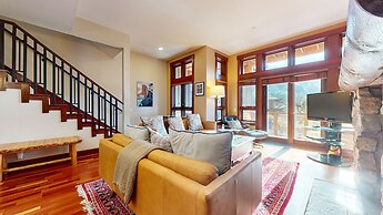 Juniper Crest #2 3 Bedroom Townhouse by RedAwning