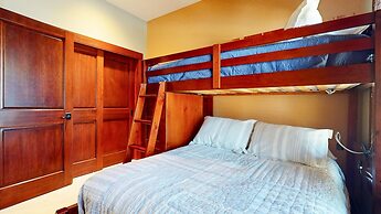 Juniper Crest #2 3 Bedroom Townhouse by RedAwning