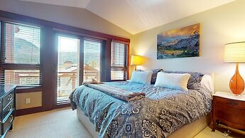 Juniper Crest #2 3 Bedroom Townhouse by RedAwning