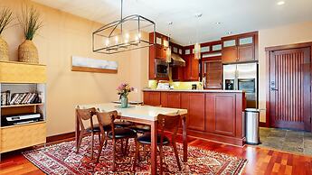 Juniper Crest #2 3 Bedroom Townhouse by RedAwning