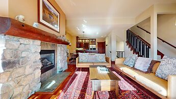 Juniper Crest #2 3 Bedroom Townhouse by RedAwning