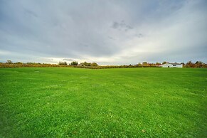 Quaint Ripley Retreat - 5 Mi to Ripley Beach!