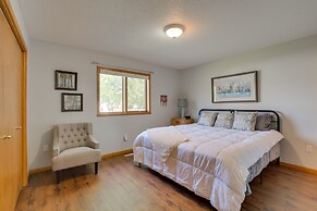 5 Mi to Dtwn: Pet-friendly 'wheatland Twin' Home!