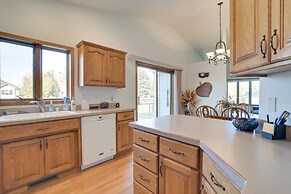 5 Mi to Dtwn: Pet-friendly 'wheatland Twin' Home!