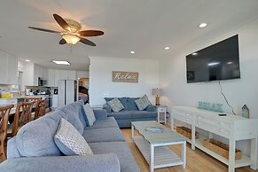 Oceanfront Murrells Inlet Home w/ Beach Access!