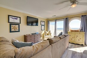 Oceanfront Murrells Inlet Home w/ Beach Access!