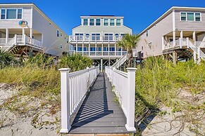 Beachfront Murrells Inlet Home - Walk to Pier!