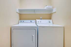 Beachfront Murrells Inlet Home - Walk to Pier!