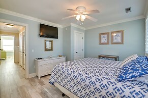 Beachfront Murrells Inlet Home - Walk to Pier!