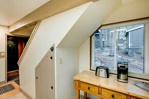 Mountain Condo w/ Fireplace in Kirkwood Ski Resort