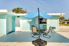 Pet-friendly Venice Vacation Rental, 3 Mi to Beach