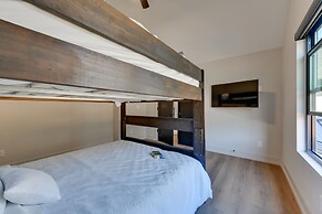 The Retreat at Lake Norman: Boat Dock & Pool!