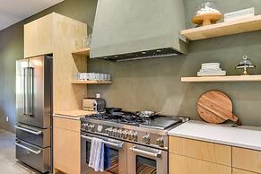 The Retreat at Lake Norman: Boat Dock & Pool!