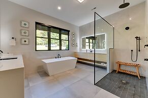 The Retreat at Lake Norman: Boat Dock & Pool!