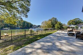 The Retreat at Lake Norman: Boat Dock & Pool!