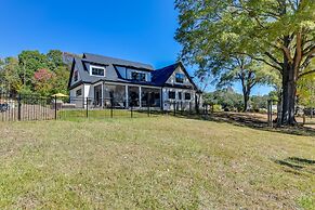 The Retreat at Lake Norman: Boat Dock & Pool!