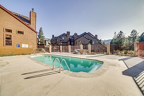Mammoth Lakes Condo - Steps to Ski Lift!
