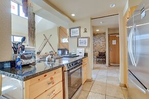 Mammoth Lakes Condo - Steps to Ski Lift!