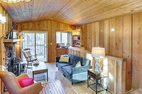 Near Skiing & Hiking: Dog-friendly Big Bear Cabin