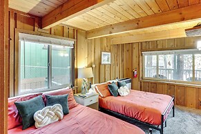 Near Skiing & Hiking: Dog-friendly Big Bear Cabin