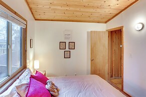 Near Skiing & Hiking: Dog-friendly Big Bear Cabin
