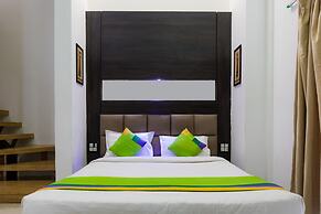 Treebo The Blue Roof