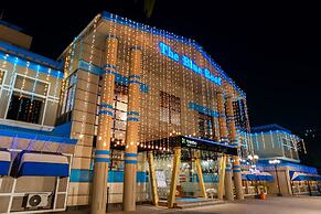 Treebo The Blue Roof